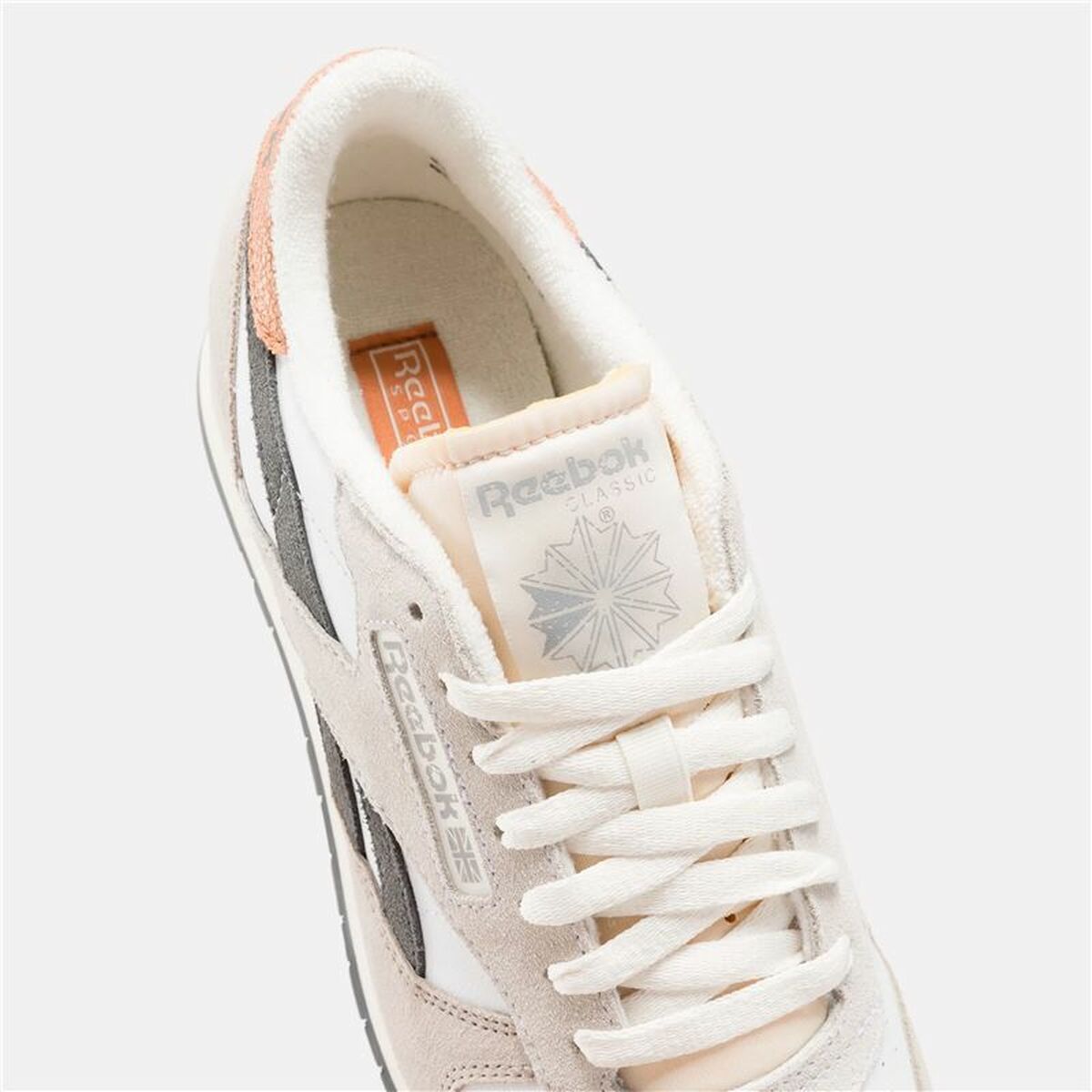 V5HD8CDCF76531AC7AE088CC71F9C4E8A37R5748812P6